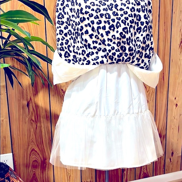 FOREVER 21 - EUC Animal Print Mini Dress - Picture 6 of 7